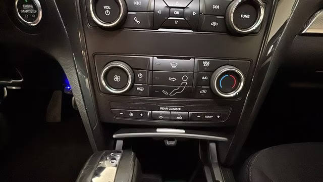 2018 Blue Metallic Ford Explorer XLT 4X4 SUV