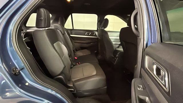 2018 Blue Metallic Ford Explorer XLT 4X4 SUV