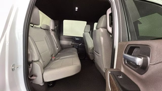 2022 Summit White GMC Sierra 2500HD SLE 4X4 Truck