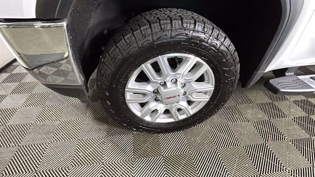 2022 Summit White GMC Sierra 2500HD SLE 4X4 Truck