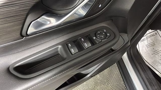 2022 Quicksilver Metallic GMC Terrain SLE AWD SUV