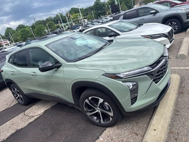 2024 Cacti Green Chevrolet Trax 1RS FWD SUV