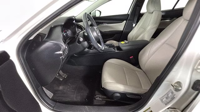 2019 Snowflake White Pearl Mica Mazda Mazda3 Select FWD Sedan