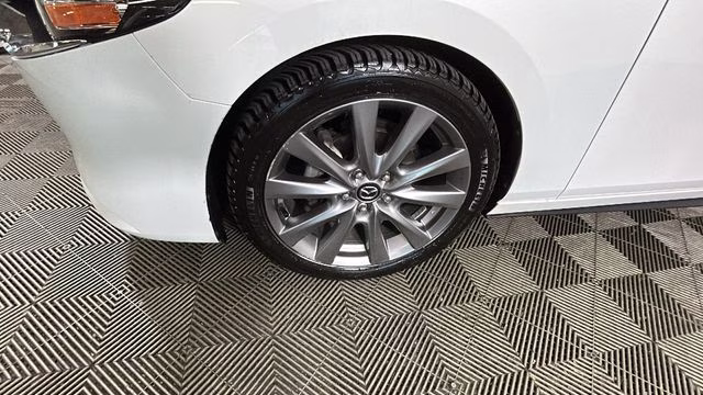 2019 Snowflake White Pearl Mica Mazda Mazda3 Select FWD Sedan