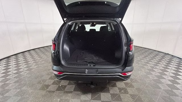 2024 Black Pearl Hyundai Tucson SEL FWD SUV