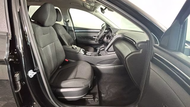 2024 Black Pearl Hyundai Tucson SEL FWD SUV