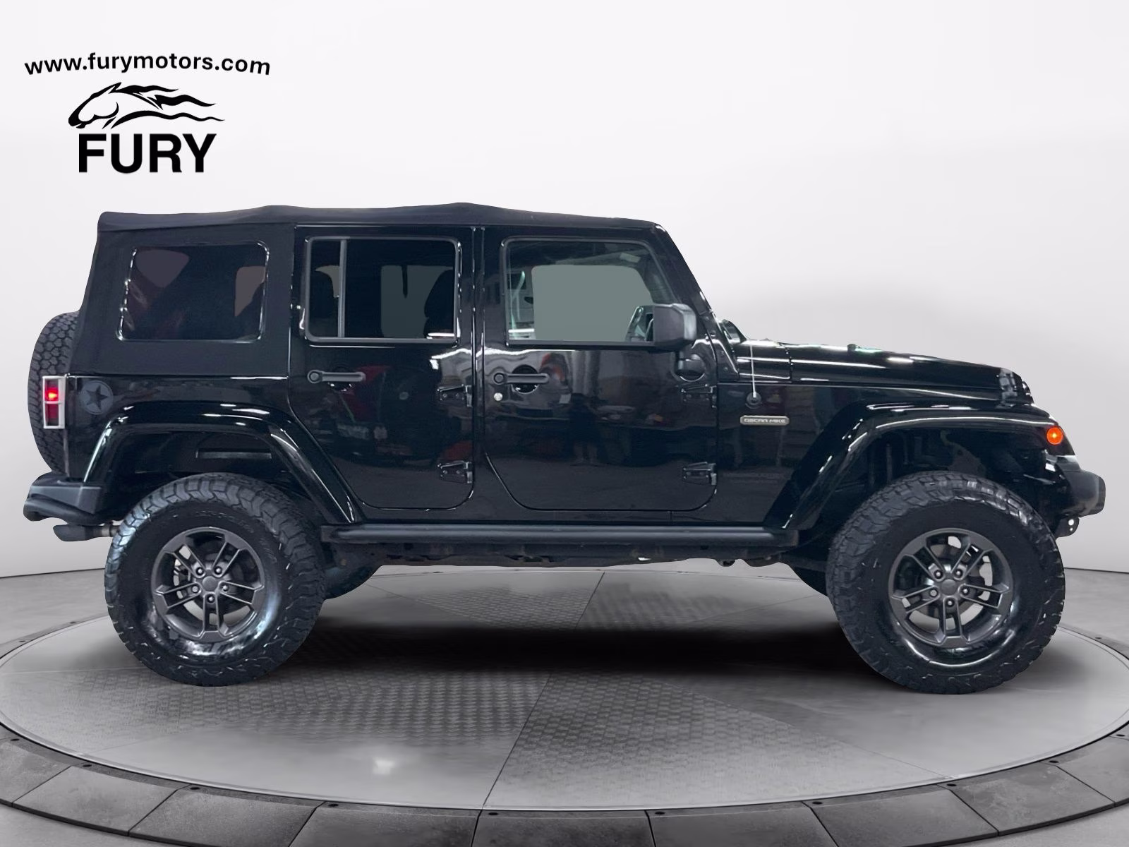 Used 2018 Jeep Wrangler JK Unlimited Freedom Edition with VIN 1C4HJWDG0JL841956 for sale in South Saint Paul, Minnesota