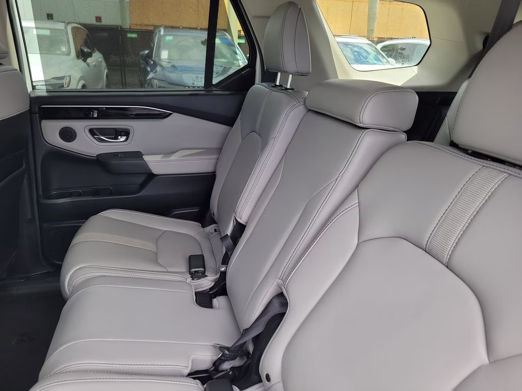 2025 Honda Pilot EX-L FWD SUV