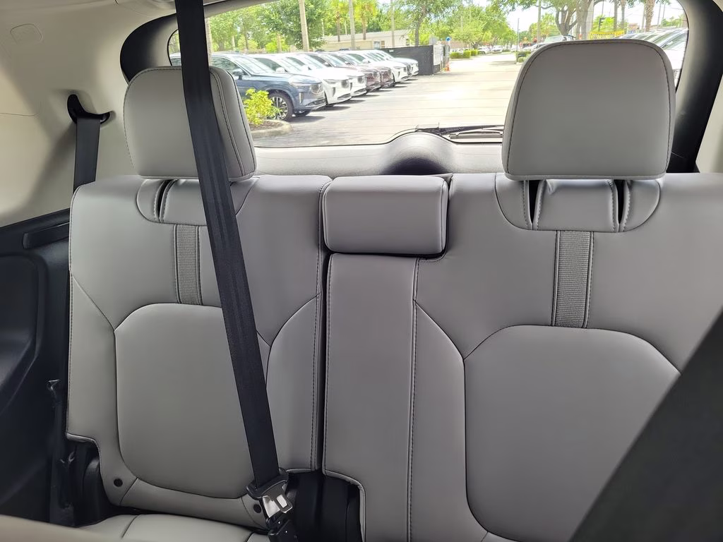 2025 Honda Pilot EX-L FWD SUV