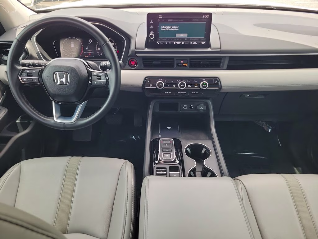 2025 Honda Pilot EX-L FWD SUV