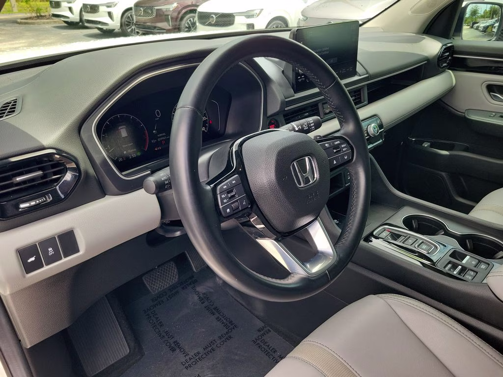 2025 Honda Pilot EX-L FWD SUV