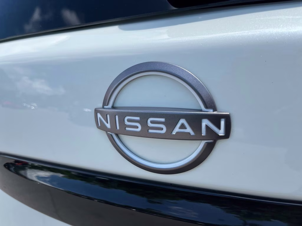 2023 Super Black Nissan Murano SV FWD SUV