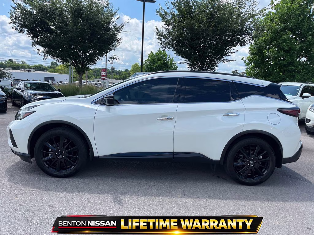2023 Super Black Nissan Murano SV FWD SUV