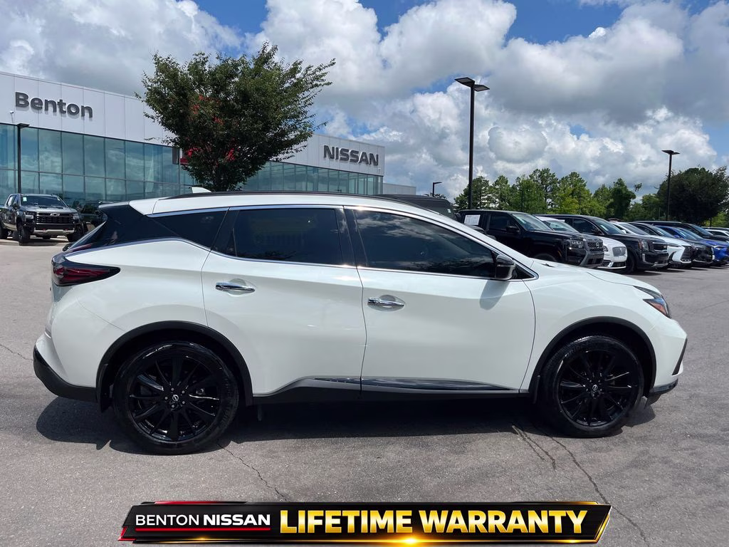 2023 Super Black Nissan Murano SV FWD SUV