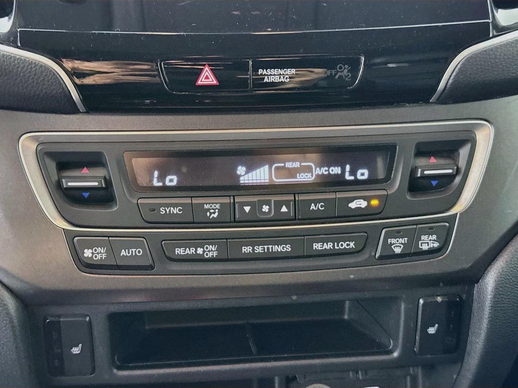 2022 Platinum White Pearl Honda Pilot Special Edition FWD SUV