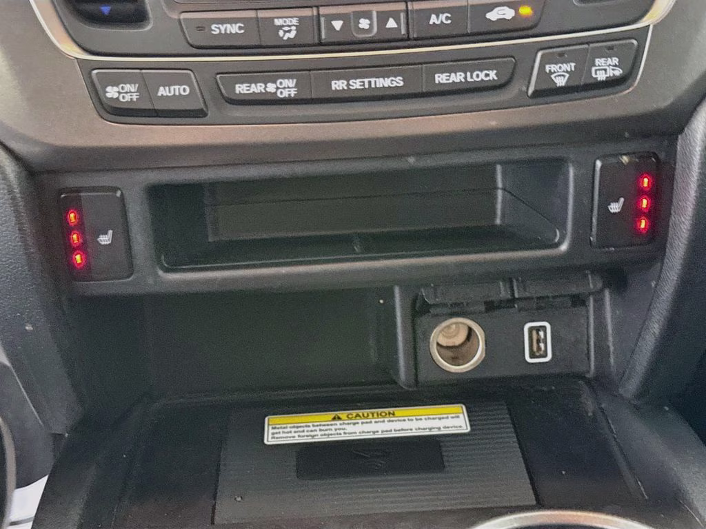 2022 Platinum White Pearl Honda Pilot Special Edition FWD SUV