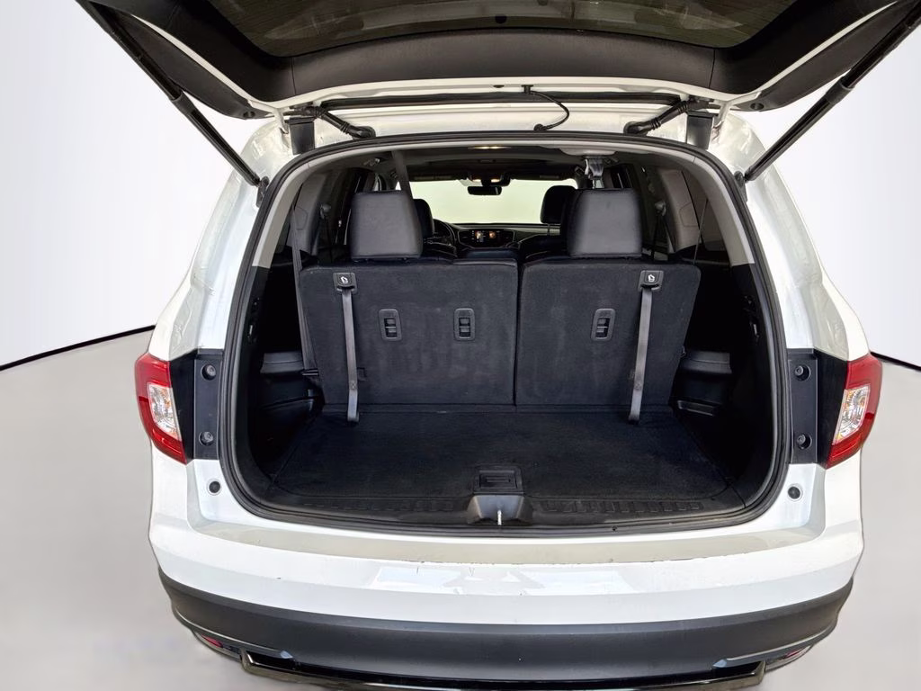 2022 Platinum White Pearl Honda Pilot Special Edition FWD SUV