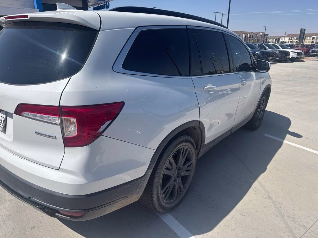 2022 Platinum White Pearl Honda Pilot Special Edition FWD SUV