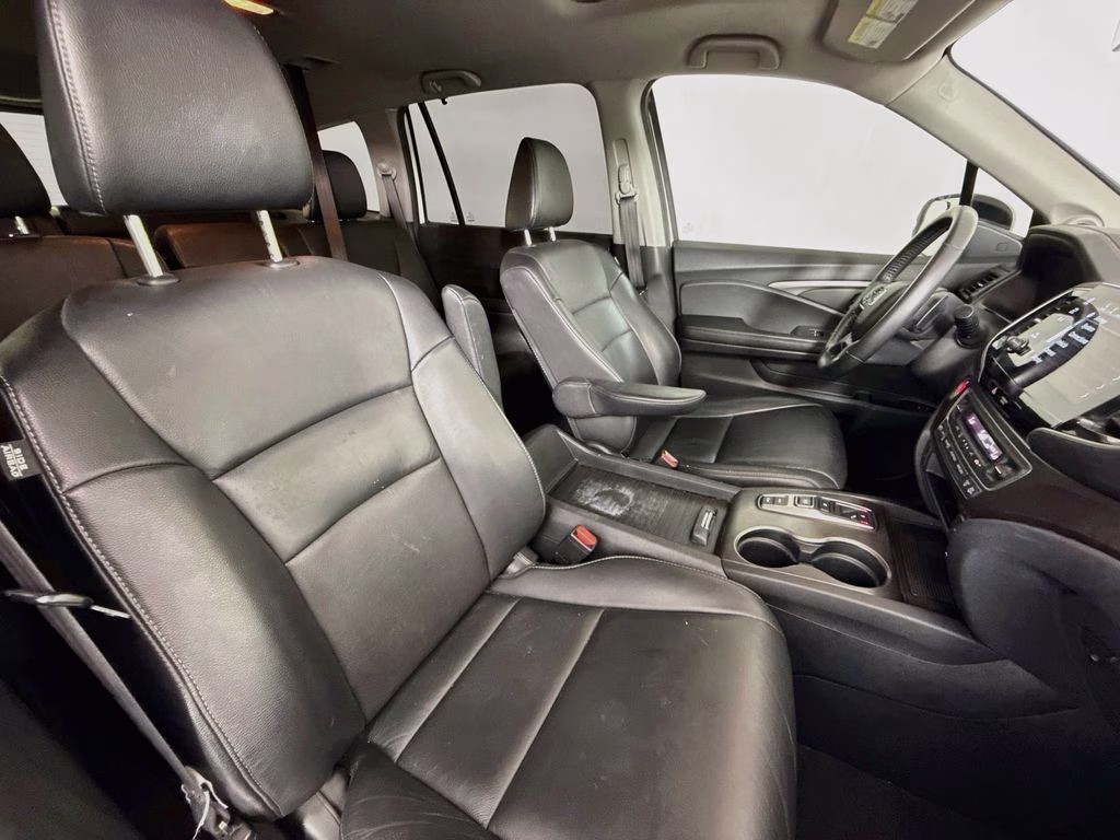 2022 Platinum White Pearl Honda Pilot Special Edition FWD SUV