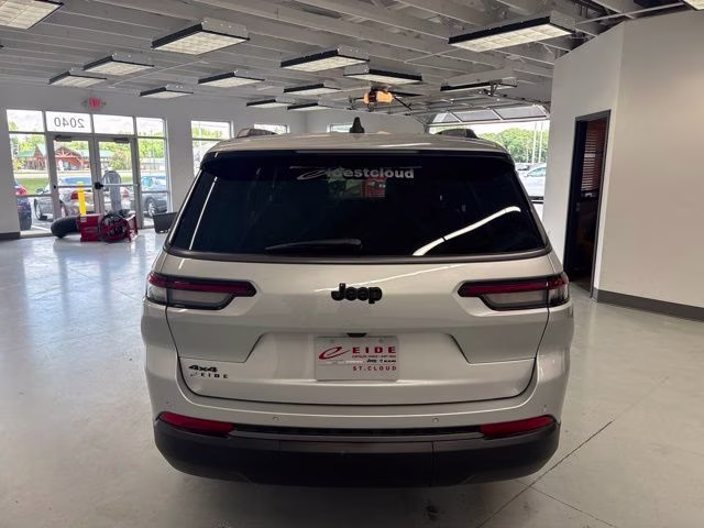 2026 Silver Zynith Jeep Grand Cherokee L Altitude 4X4 SUV
