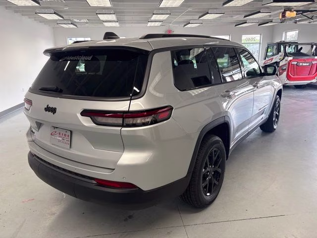 2026 Silver Zynith Jeep Grand Cherokee L Altitude 4X4 SUV