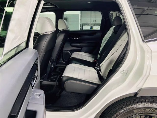 2026 Platinum White Pearl Honda CR-V Hybrid Sport Touring AWD SUV