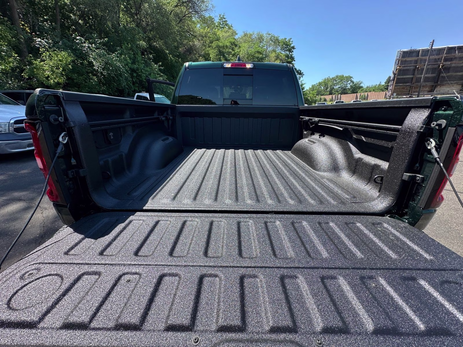 2026 Serrano Green Metallic Ram 1500 Express 4X4 Truck