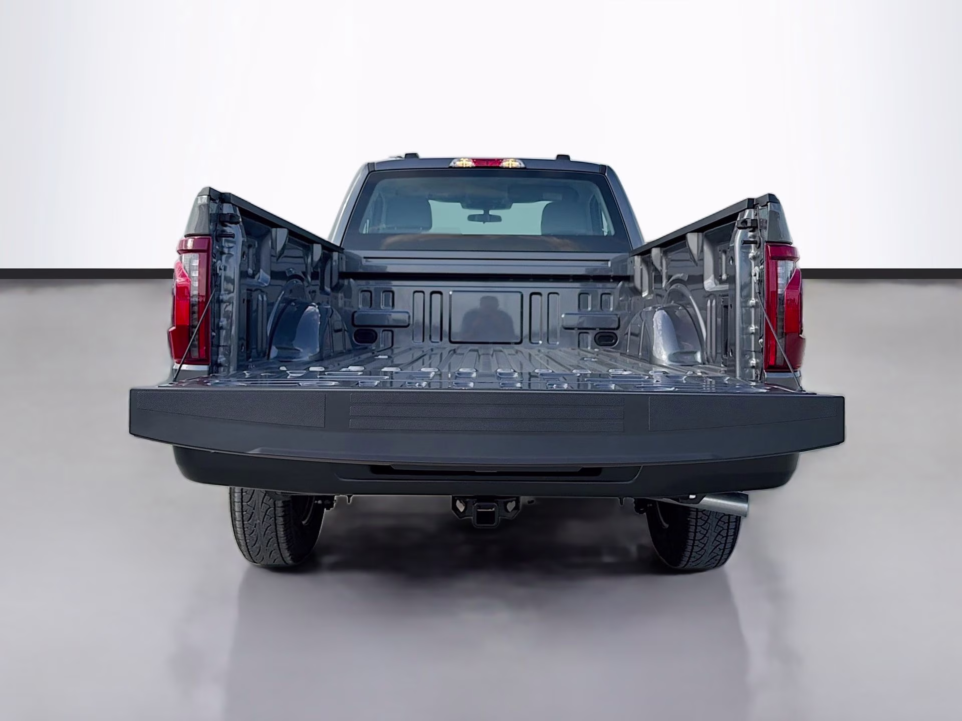 2026 Carbonized Gray Metallic Ford F-150 XL 4X4 Truck