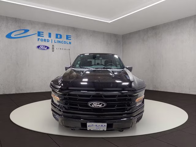 2026 Agate Black Metallic Ford F-150 XLT Black Appearance 4X4 Truck