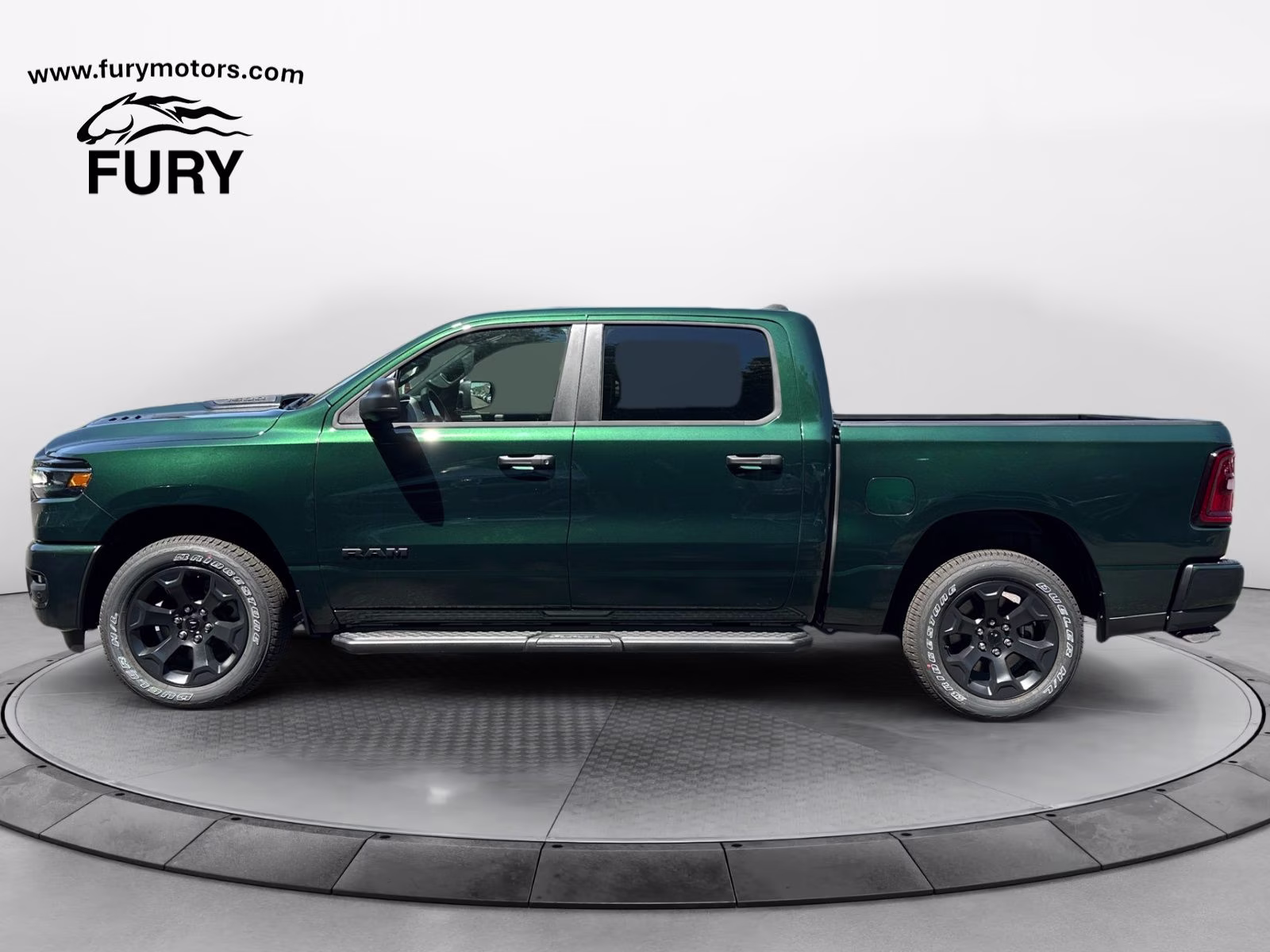2026 Serrano Green Metallic Ram 1500 Express 4X4 Truck
