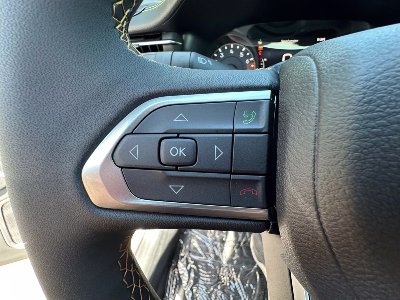 2026 Silver Zynith Metallic Clearcoat Jeep Compass 4X4 SUV