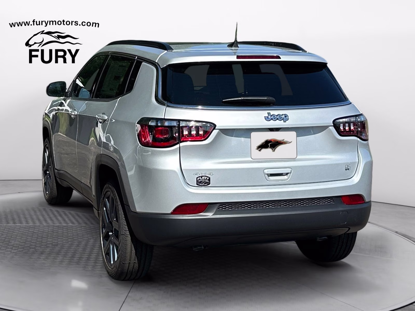 2026 Silver Zynith Metallic Clearcoat Jeep Compass 4X4 SUV