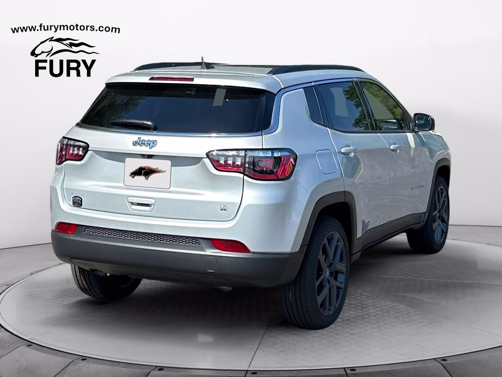 2026 Silver Zynith Metallic Clearcoat Jeep Compass 4X4 SUV