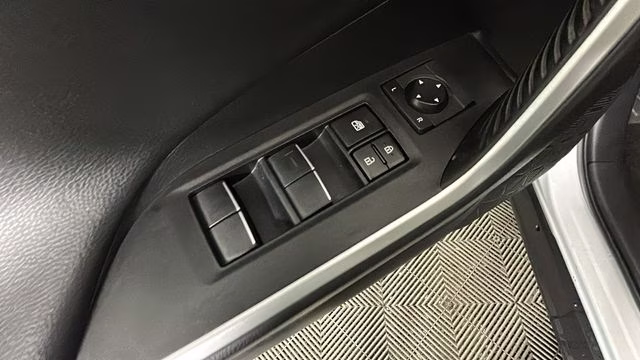 2019 Blizzard Pearl Toyota RAV4 Limited AWD SUV