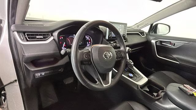 2019 Blizzard Pearl Toyota RAV4 Limited AWD SUV