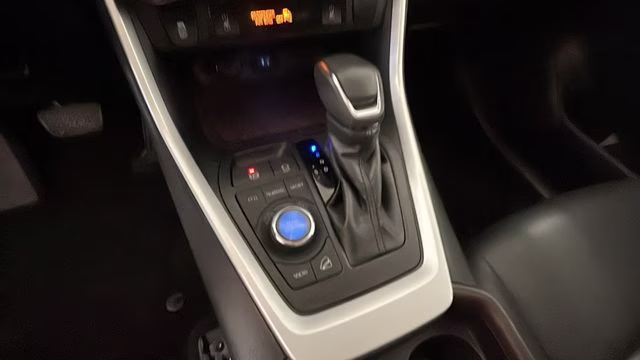 2019 Blizzard Pearl Toyota RAV4 Limited AWD SUV
