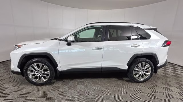 2019 Blizzard Pearl Toyota RAV4 Limited AWD SUV