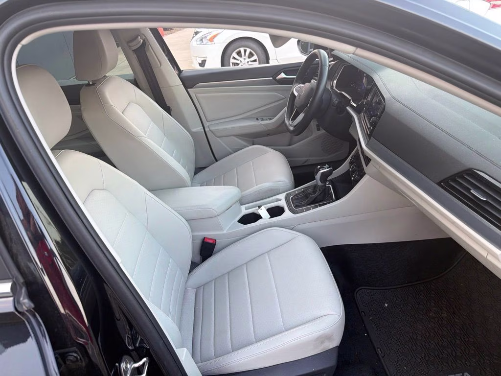 2024 Volkswagen Jetta 1.5T SE FWD Sedan