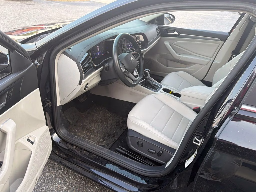 2024 Volkswagen Jetta 1.5T SE FWD Sedan