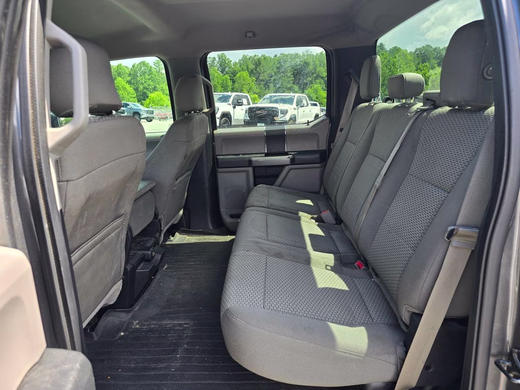 2016 Magnetic Metallic Ford F-150 XLT 4X4 Truck