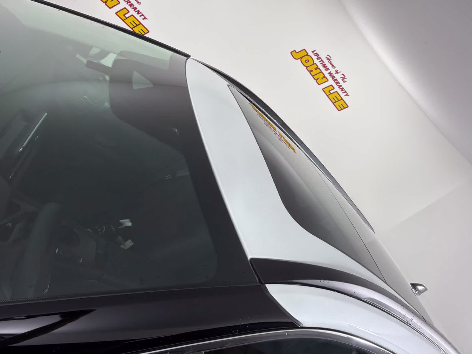 2026 Everest White Pearl Tricoat Nissan Rogue Dark Armor FWD SUV