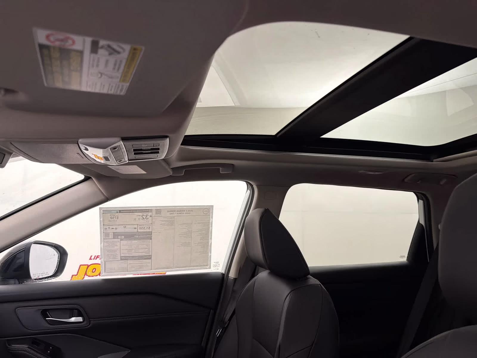 2026 Everest White Pearl Tricoat Nissan Rogue Dark Armor FWD SUV