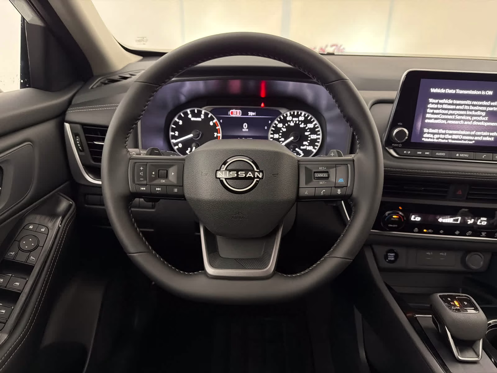 2026 Everest White Pearl Tricoat Nissan Rogue Dark Armor FWD SUV