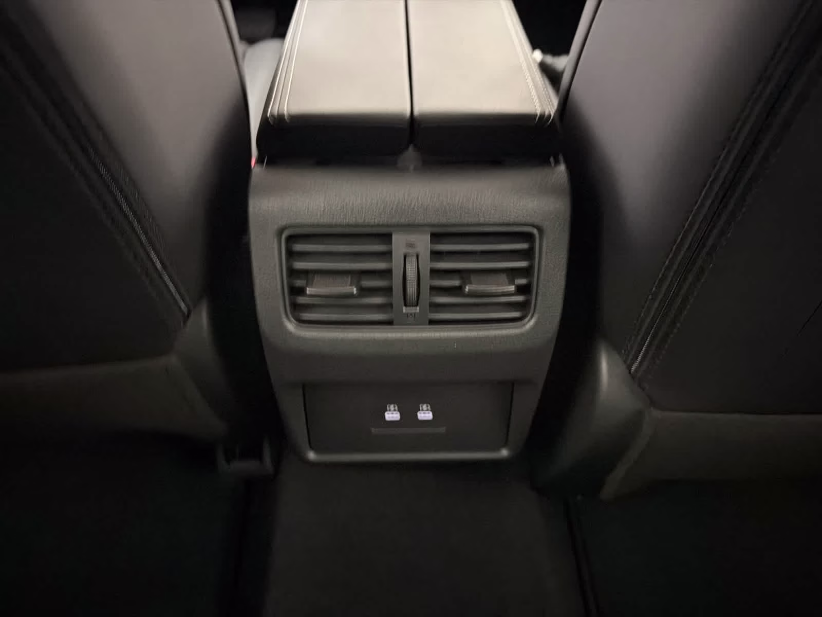 2026 Everest White Pearl Tricoat Nissan Rogue Dark Armor FWD SUV