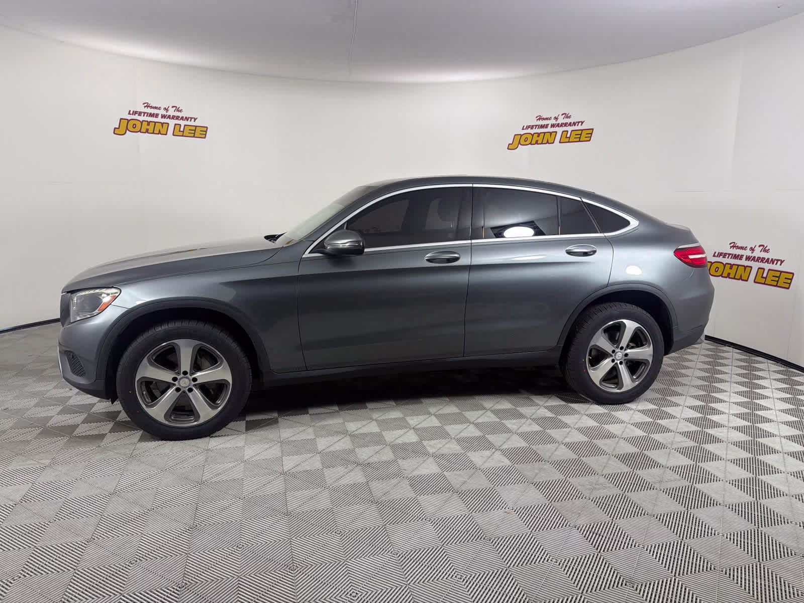 2017 Selenite Grey Metallic Mercedes-Benz GLC 300 GLC 300 AWD SUV