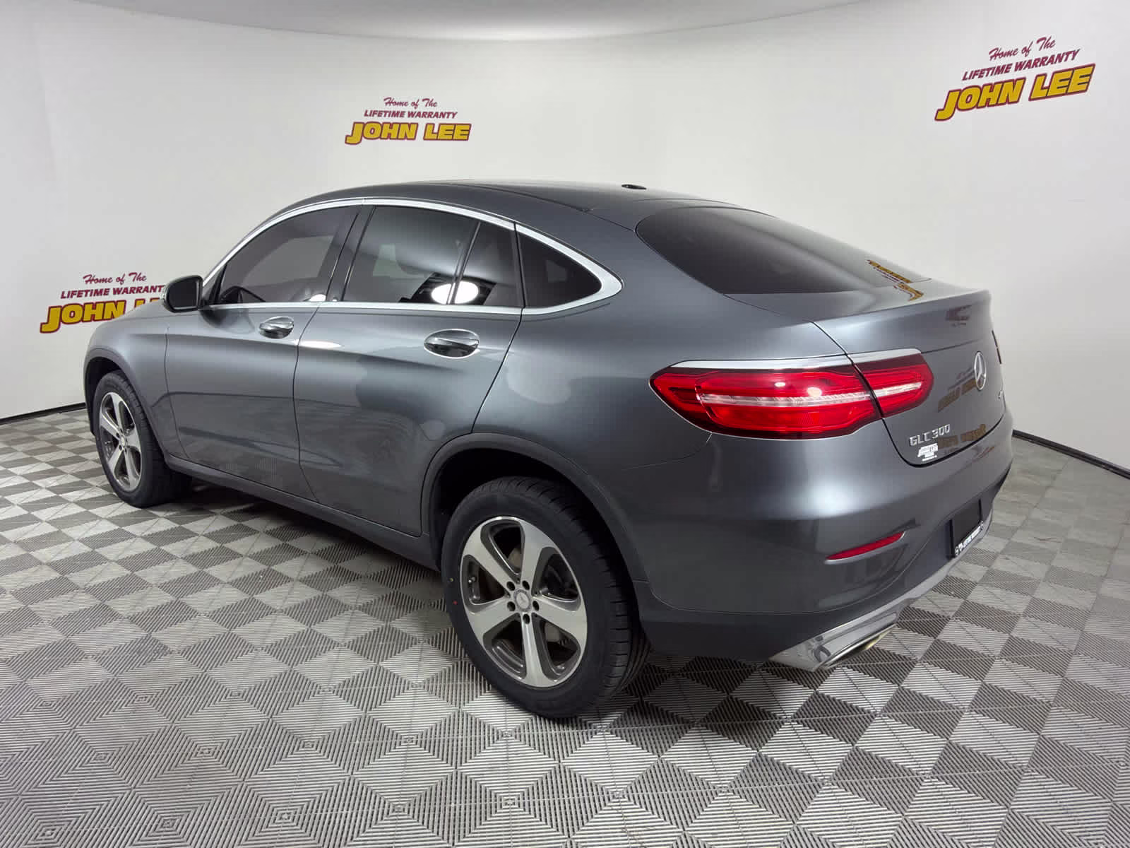 2017 Selenite Grey Metallic Mercedes-Benz GLC 300 GLC 300 AWD SUV