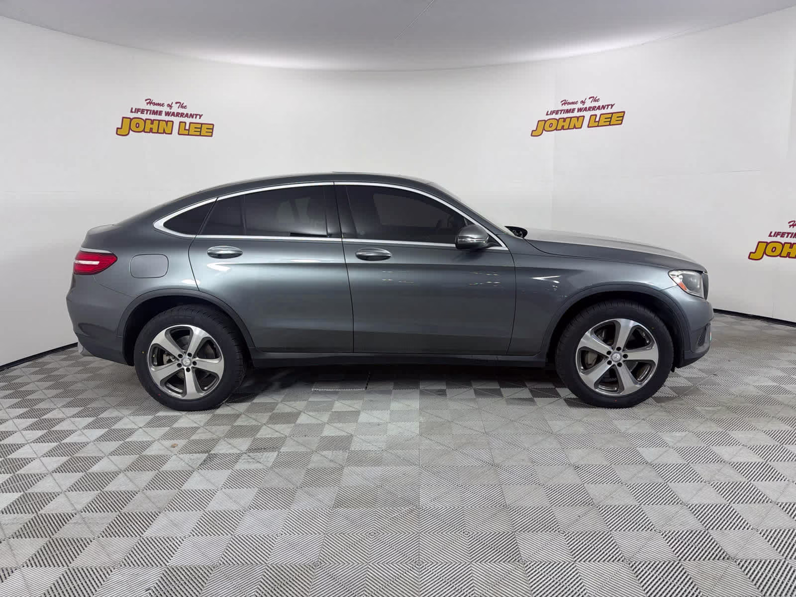 2017 Selenite Grey Metallic Mercedes-Benz GLC 300 GLC 300 AWD SUV