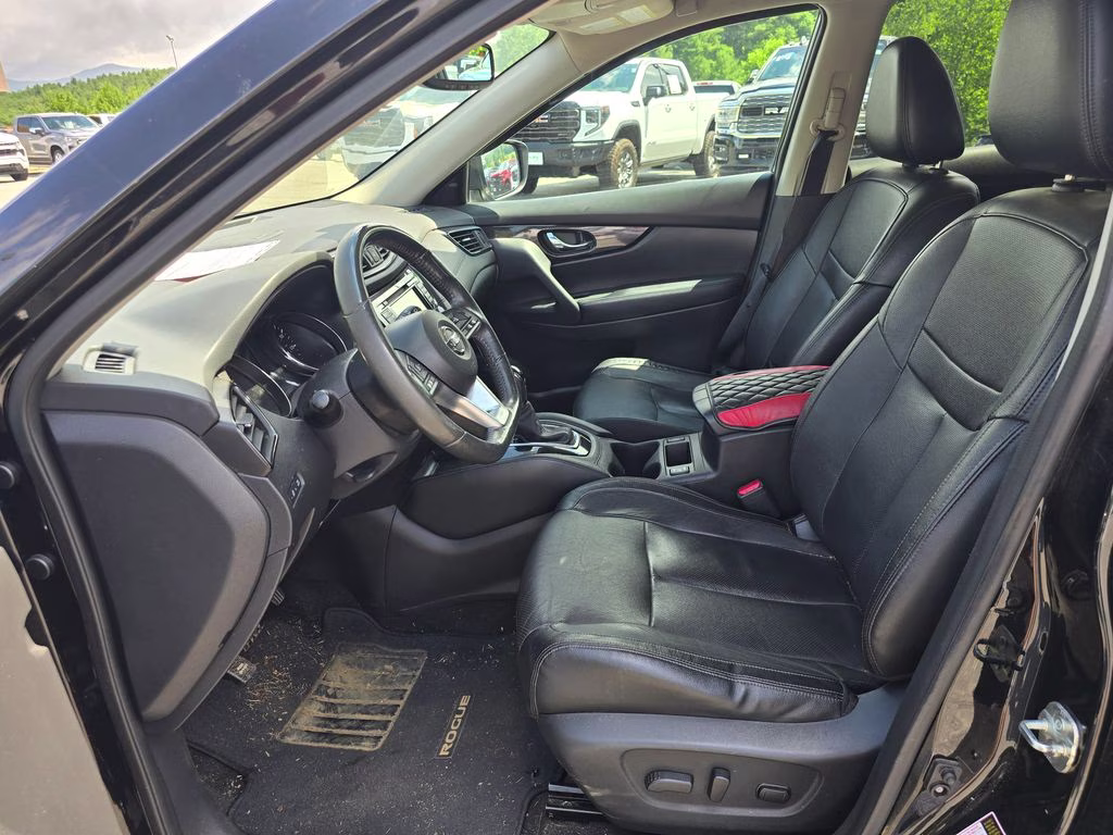 2017 Magnetic Black Nissan Rogue SL AWD SUV