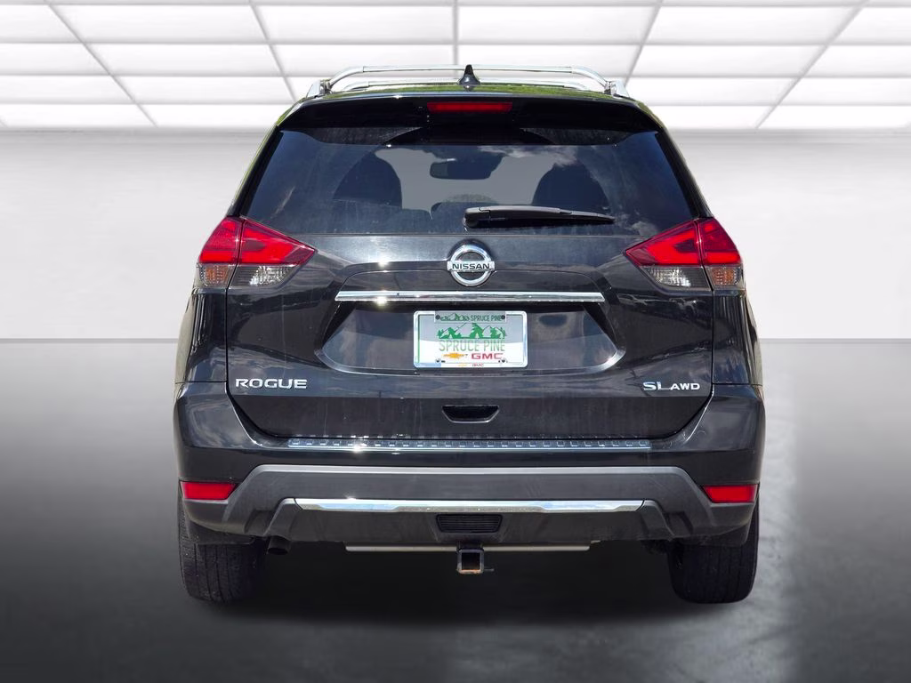 2017 Magnetic Black Nissan Rogue SL AWD SUV