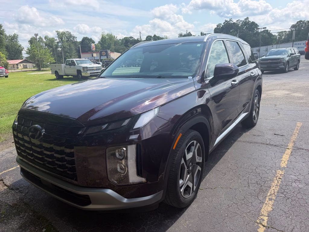 2023 Sierra Burgundy Hyundai Palisade Limited FWD SUV